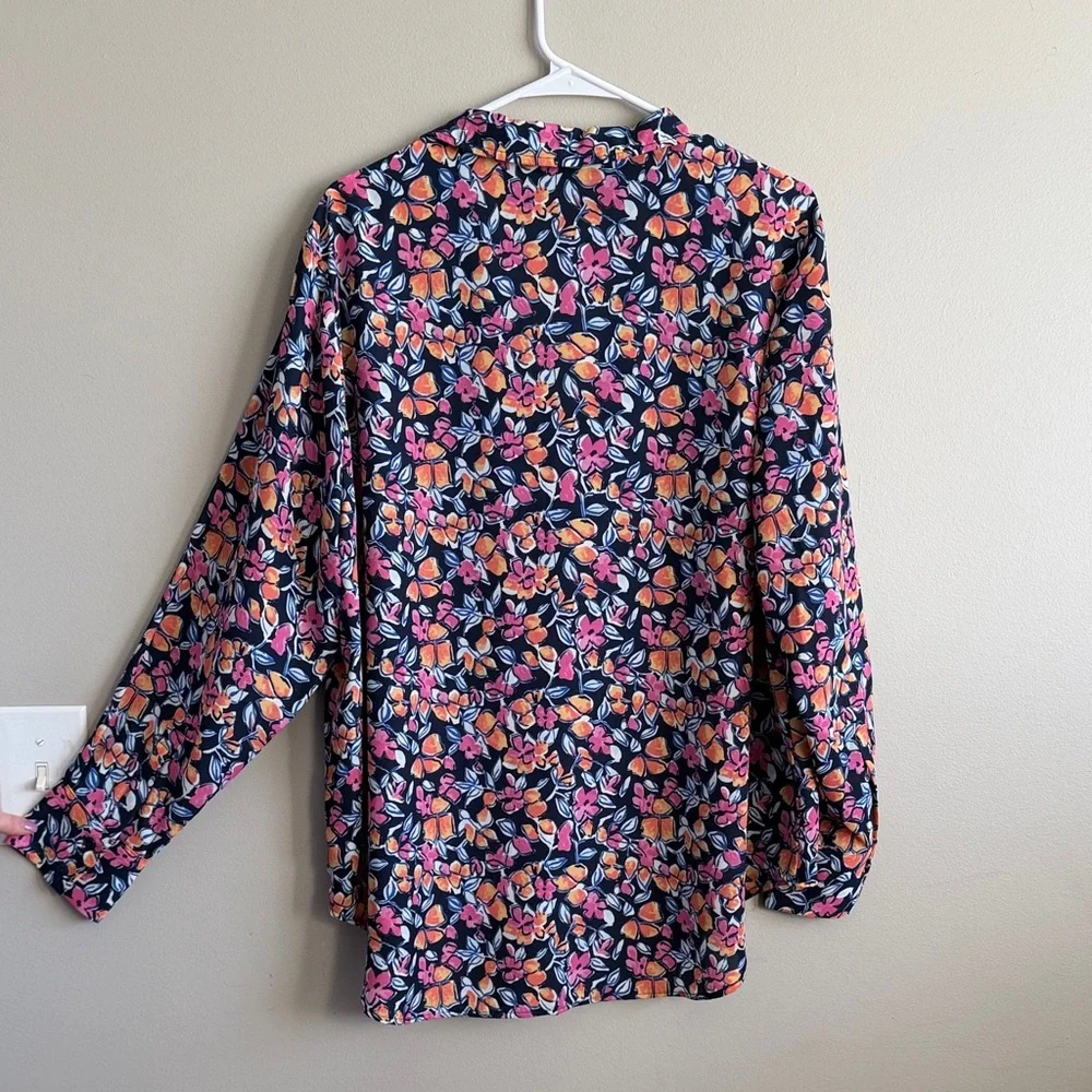 Wonderly Multicolor Floral Blouse - Picture 3 of 3